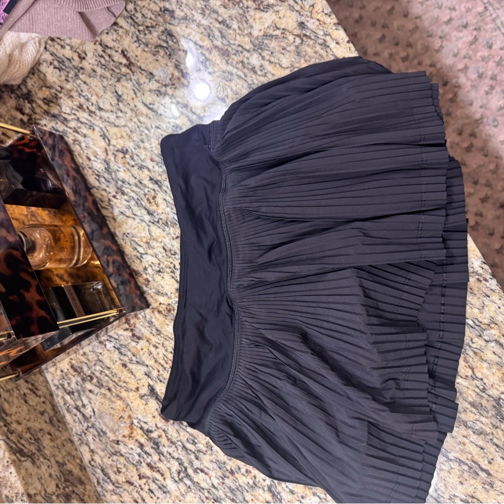 Lululemon Black Pleated Mini Skirt